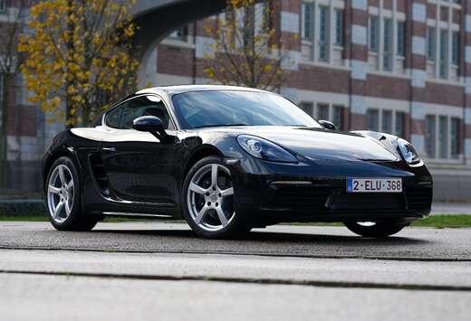 Porsche 718 Cayman PDK