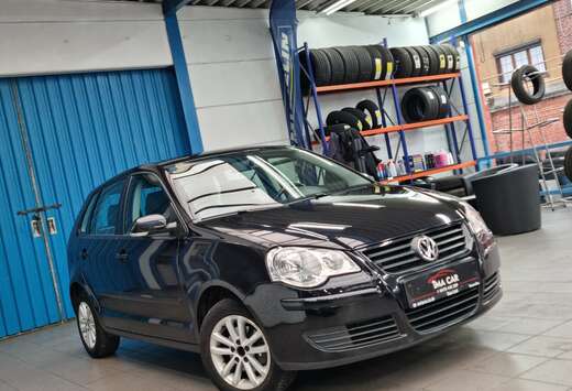 Volkswagen 1.2i Trendline // CARNET COMPLET // GARANT ...