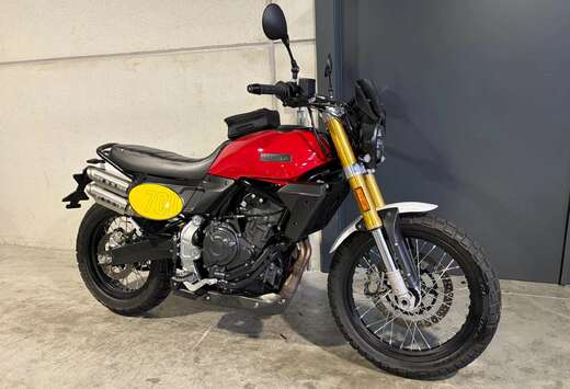 Cabelero 700 machtig mooie scrambler