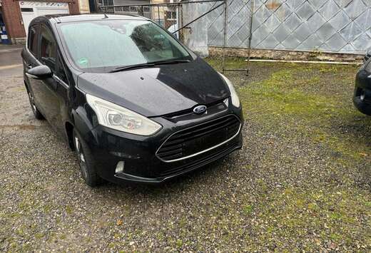 Ford B-Max 1.0 EcoBoost Titanium S