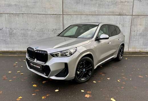 BMW iX1 xDrive30 M Sportpaket