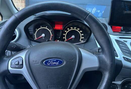 Ford 1.4i 16v Ghia Durashift