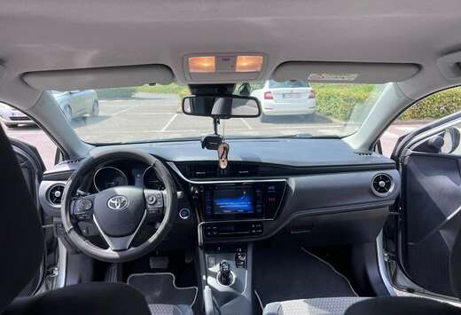 Toyota 1.8 VVT-i Hybrid Automatik