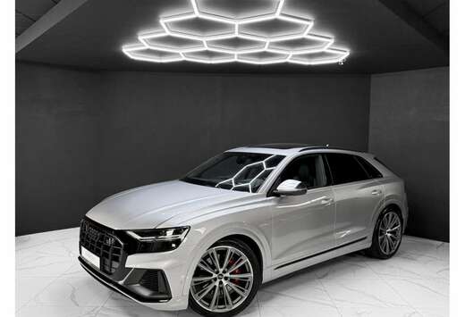 Audi 4.0 TFSI / REAR-AXLE / B&O / PANO / HEAD-UP /