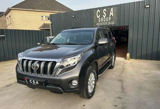 Toyota Land Cruiser 2.8 D-4D PREMIUM 7 PLACES