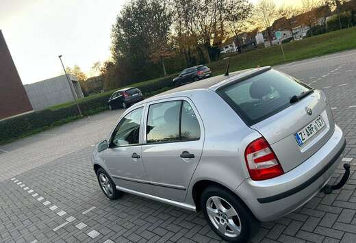 Skoda 1.4i 16v Elegance