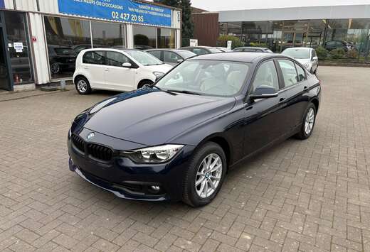 BMW 318iA CUIR CLIM BOITE AUTO