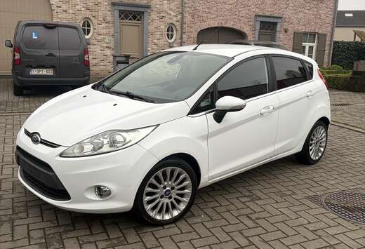 Ford 1.4i Champions Edition