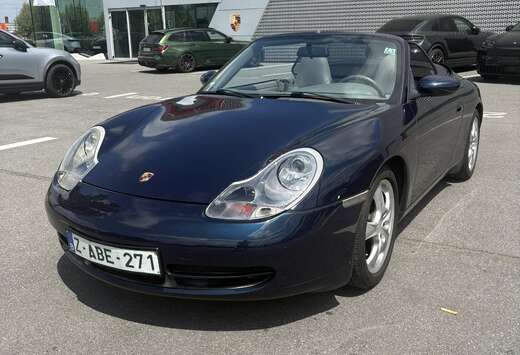 Porsche Carrera 4 Cabrio