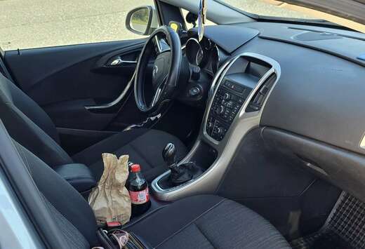 Opel 1.6 Sports Tourer Sport