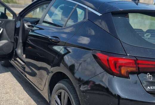 Opel GTC 1.6i XEP 16v Cosmo