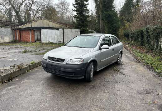 Opel 1.6i SZR 8v Comfort