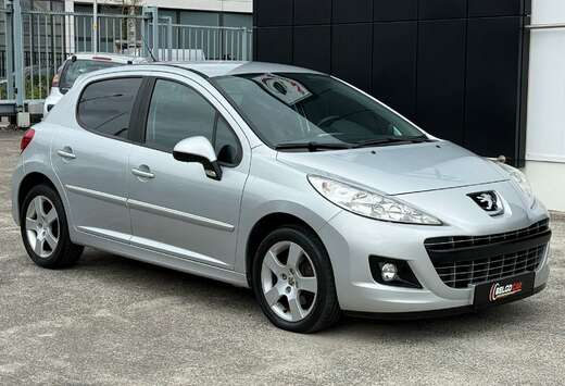 Peugeot 1.6 ESSENCE - AIRCO - NAVI - CONTRLE TECHNIQU ...