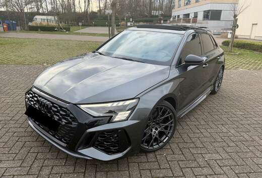 Audi Audi RS3 Performance 1of300