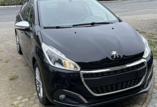 Peugeot 1.2i PureTech Style