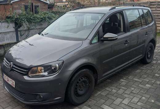 Volkswagen Touran 1.6 CR TDi Highline