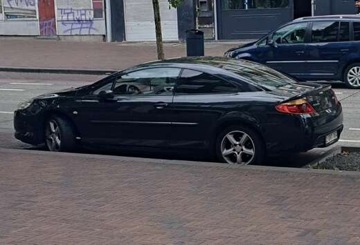Peugeot Coupé 2.2i 16v Pack