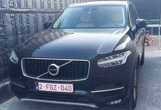 Volvo XC90 D5 AWD Geartronic Momentum