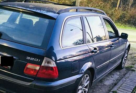 BMW Touring 320iA Pack