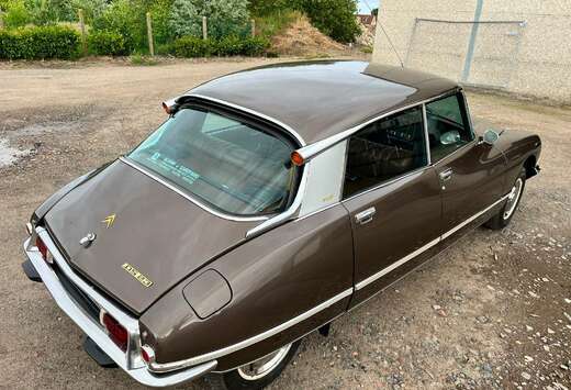 Citroen DS 23 carburator. Manueel