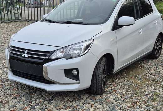 Mitsubishi 1.2 Select+ Black 59 kW,