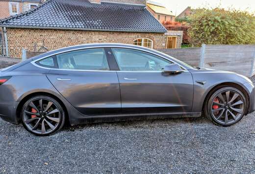 Tesla Model 3 75 kWh Performance Dual Motor