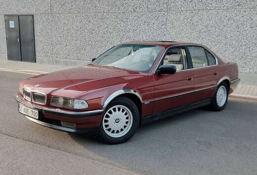 BMW 740i