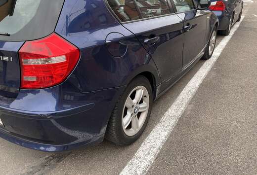 BMW 116iA