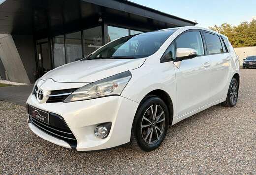 Toyota Verso 2.0 D-4D Active 5pl.