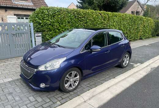 Peugeot 208 1.4i Access