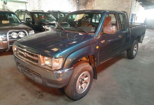 Toyota 2.4 TD 4WD SR