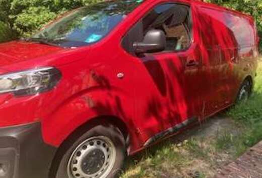 Peugeot 1.5 BlueHDi L1 Compact Premium S