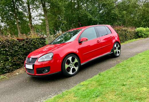 Volkswagen Golf 2.0 GTI