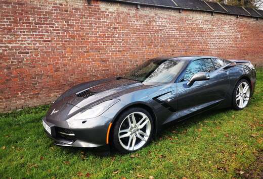 Chevrolet Stingray Coupé 6.2i V8