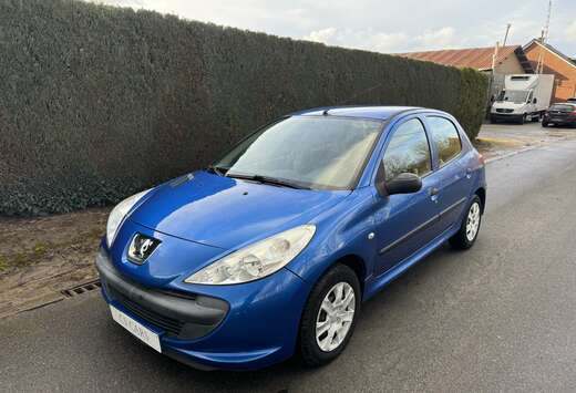 Peugeot + Plus  50.000km  Benzine  Euro5  1st eigenaa ...