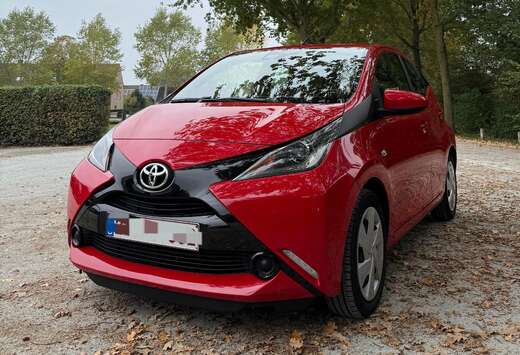 Toyota Toyota Aygo x-shift x-play