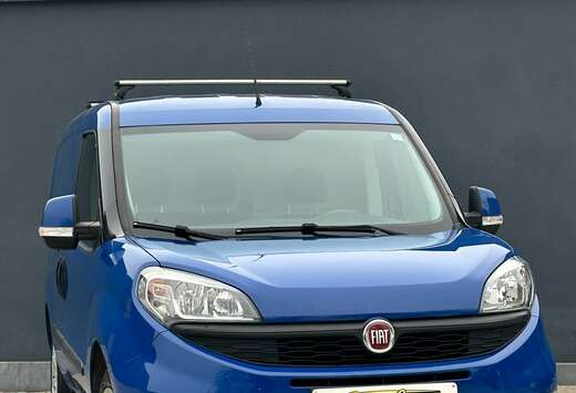 Fiat Fiat Doblo lichte vracht 3 plaatsen