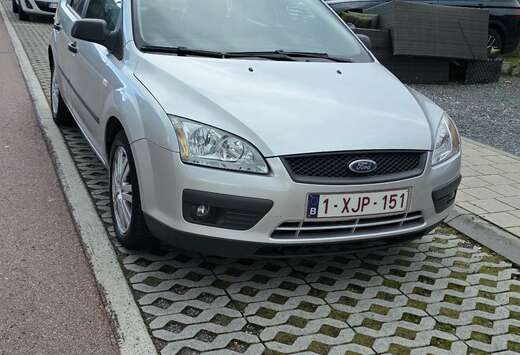 Ford 1.6 16V Aut. Fun