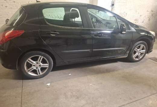 Peugeot 1.4i Confort