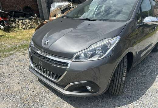 Peugeot 1.2i PureTech Signature S&S (EU6.2)
