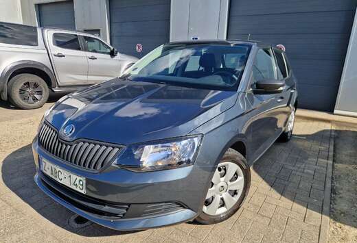 Skoda Fabia 1.0i Active 32000km!