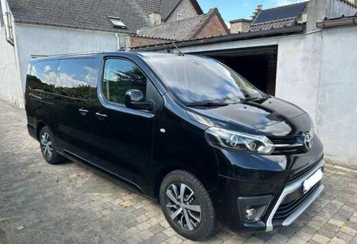 Toyota Verso 2.0 D-4D Long VIP S&S