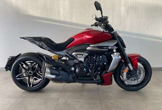 X Diavel
