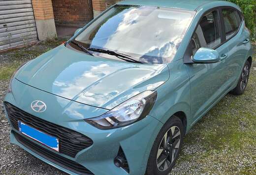 Hyundai i10 1.0i First Edition Green