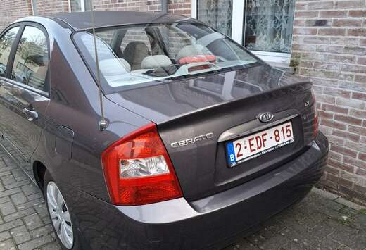 Kia Cerato 1.6 LX