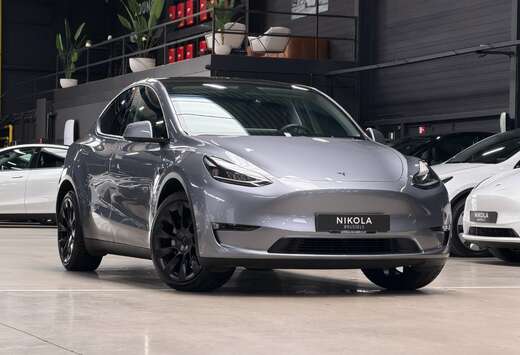 Tesla LONG RANGE - AWD - AUTOPILOT - TOW HOOK