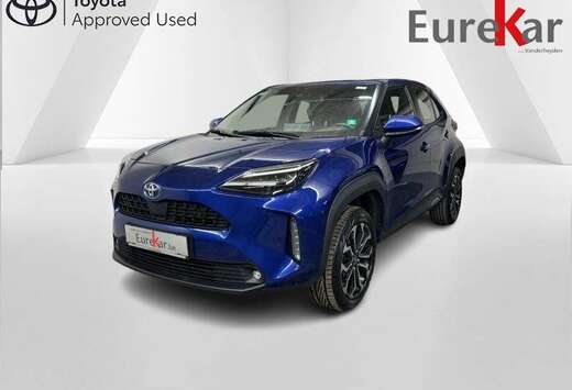 Toyota 1.5 Hybrid DYNAMIC PLUS + Confort Pack