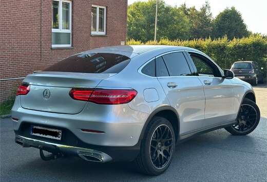 Mercedes-Benz Coupé d 4-Matic