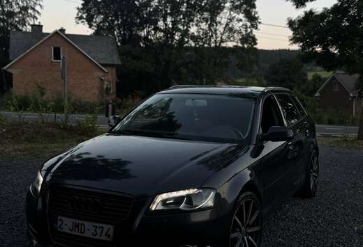 Audi Sportback 1.6 TDI 105 DPF Ambiente S tronic