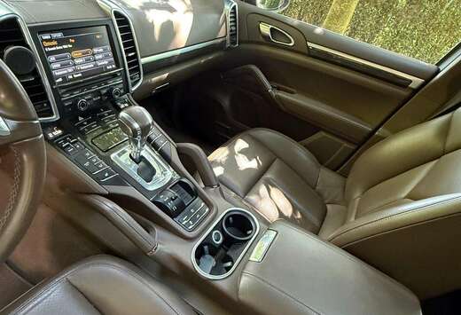 Porsche 3.0 D V6 Tiptronic S